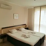 б306 в бийч на първа линия с перфектен изглед към плажа! * Obzor