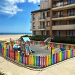 б306 в бийч на първа линия с перфектен изглед към плажа! Apartment